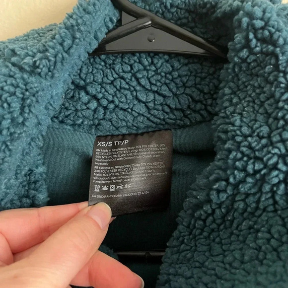 Lululemon oversized quarter zip sherpa, Jasper green, size XS/S - Picture 3 of 3